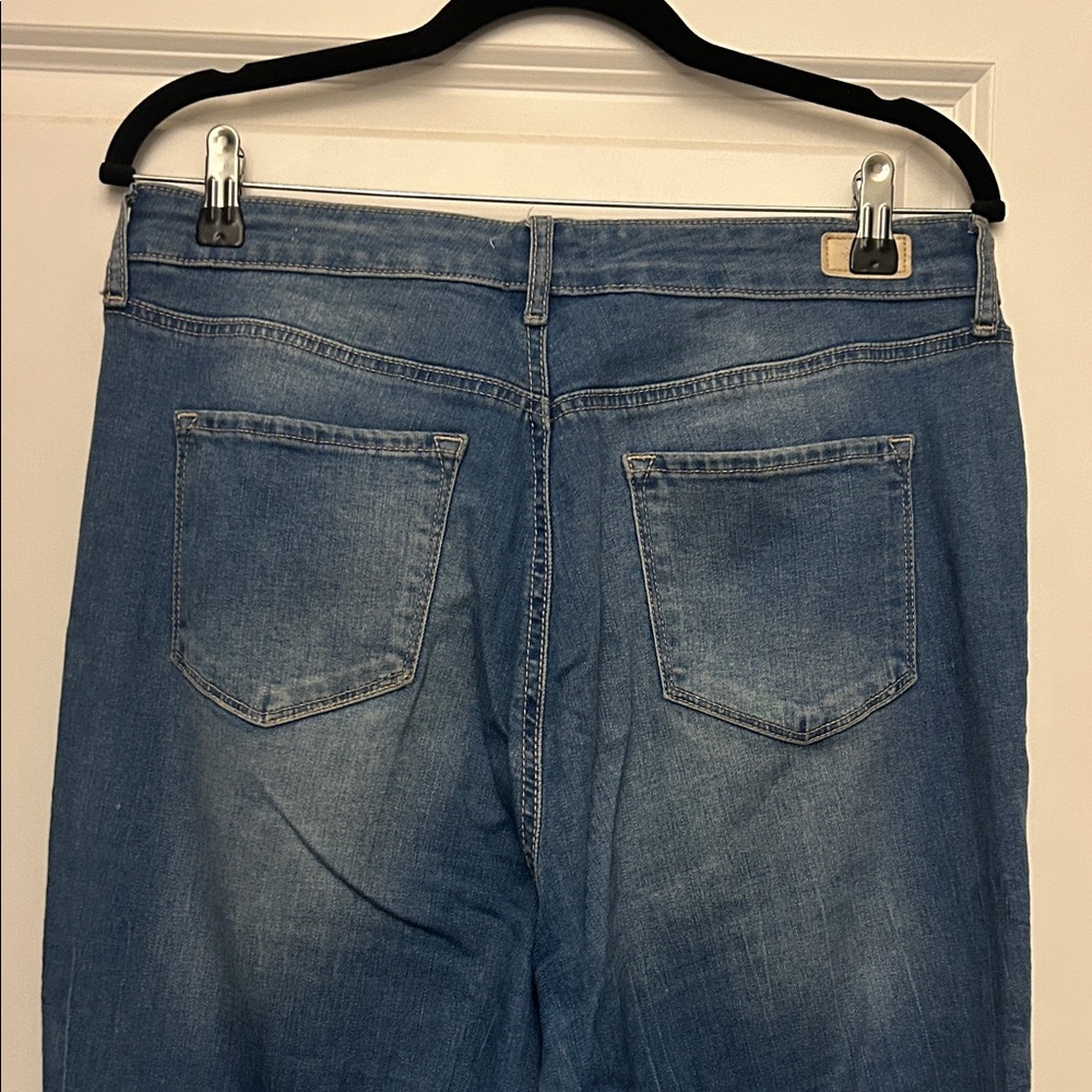 sofia by sofia vergara Medium Wash High-Rise Curv… - image 3